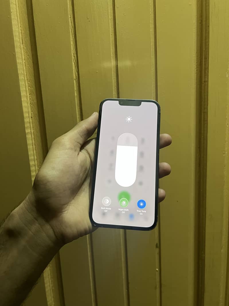 iPhone 13 Pro 2