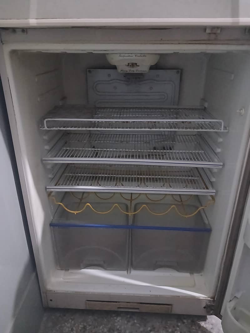 dawlance freezer 12