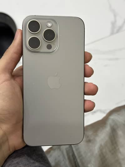 iPhone 15 Pro Max factory unlock 256 gb 88% bh 4 month sim time avail