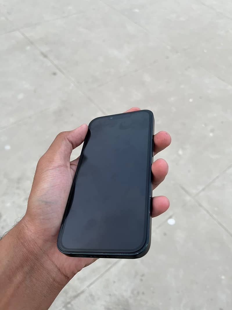 Apple iPhone 14 5