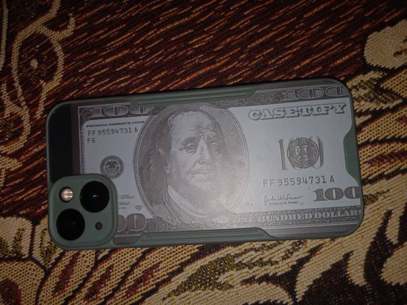 Apple iPhone 13 3