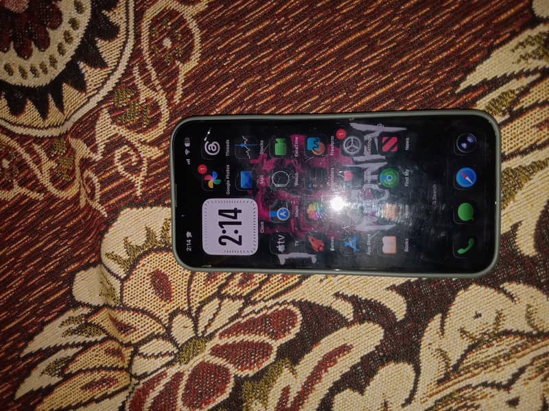 Apple iPhone 13 6