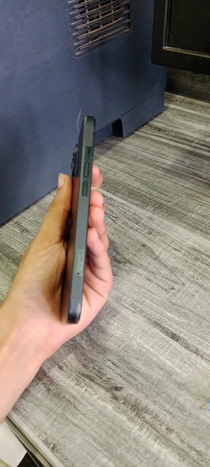 Apple iPhone 13 3