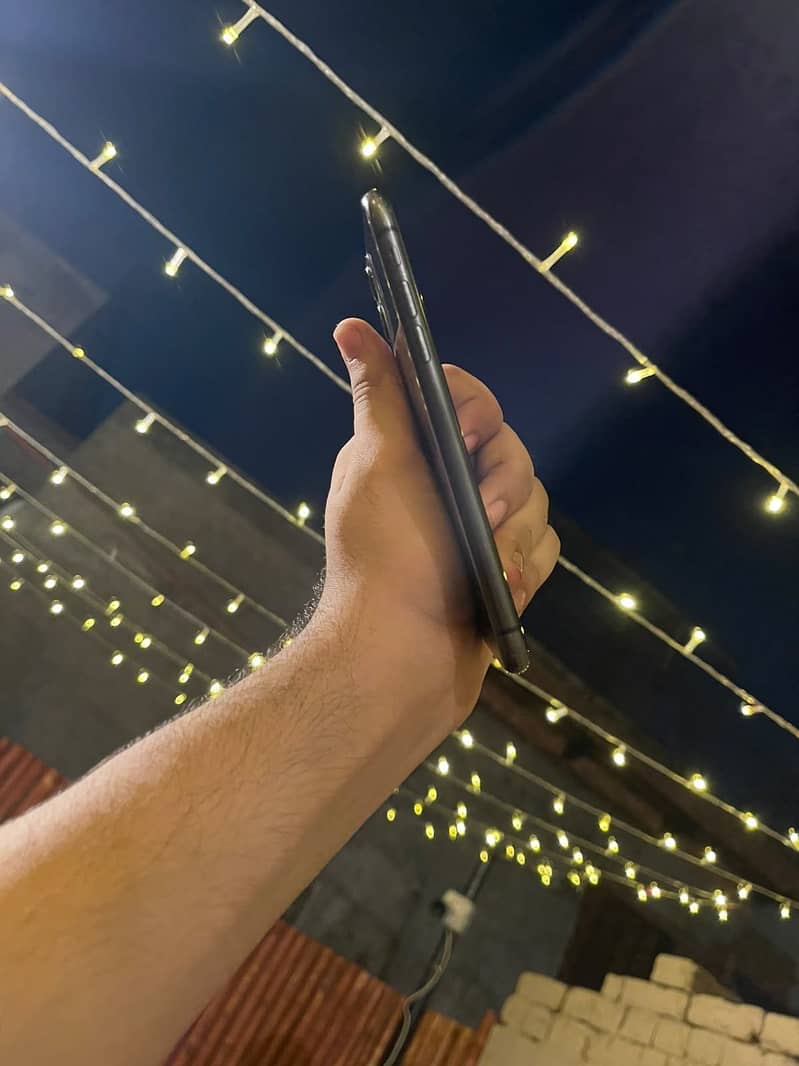 Apple iPhone 11 2