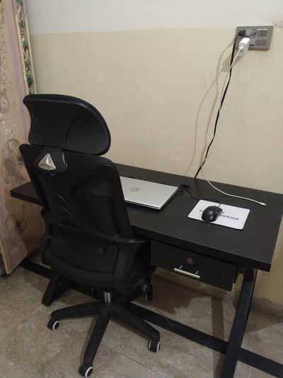 Office table with chair