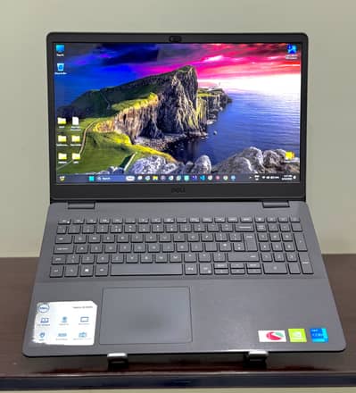 Dell Vostro 15 3500 i5 11 gen 16/512 2 GB Graphics Card