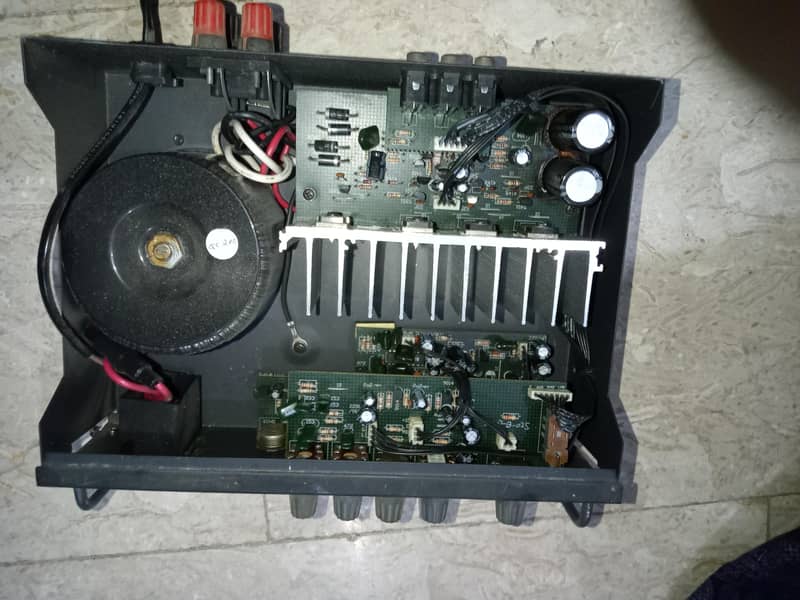 stereo amplifier 3