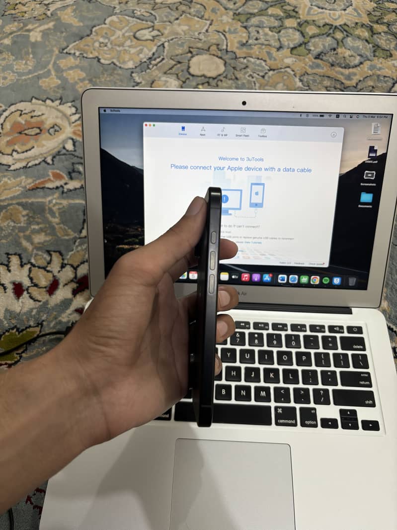 iPhone 16 Pro 1