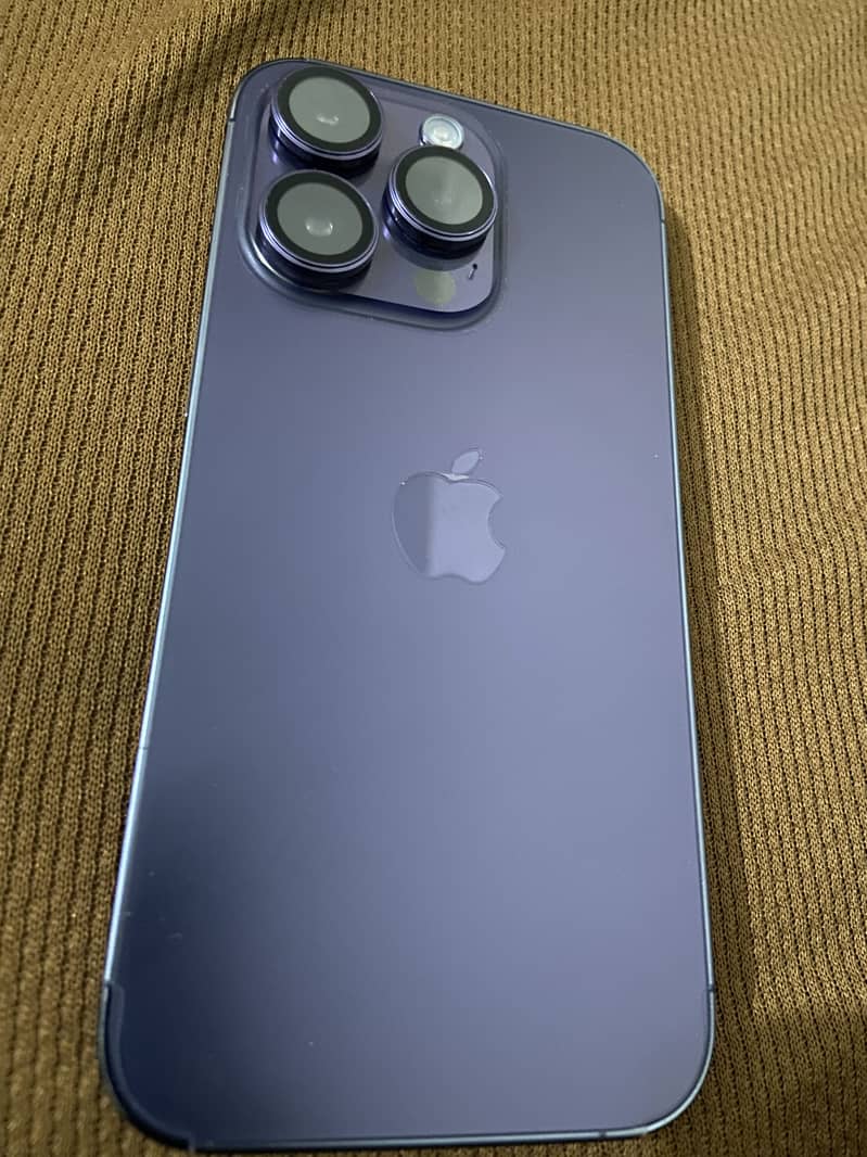 Apple iPhone 14 Pro 1