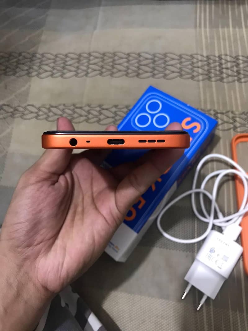 Tecno Spark 50 4