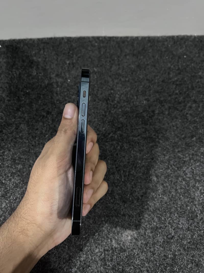 Apple iPhone 12 Pro 5