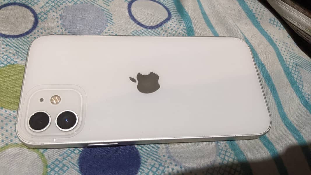 Apple iPhone 12 0