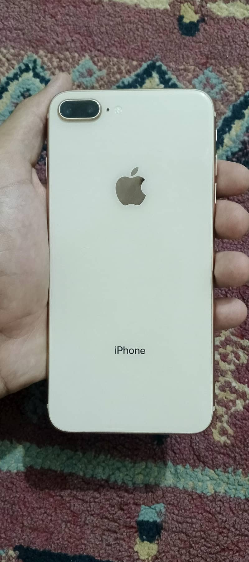 Apple iPhone 8 Plus 6