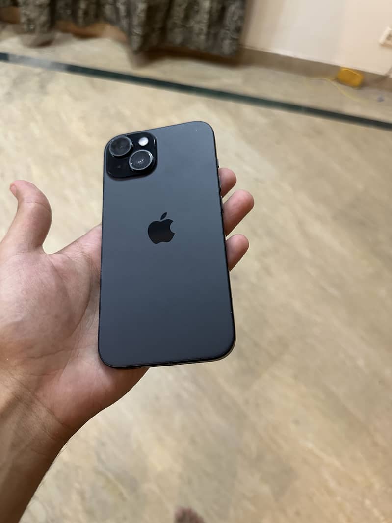 Apple iPhone 15 1