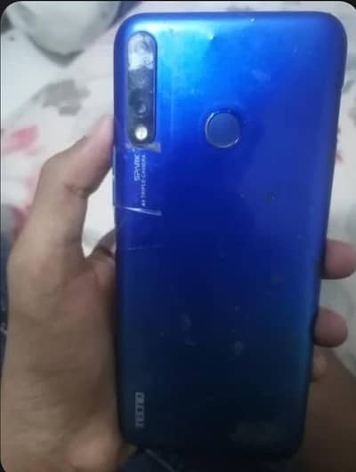 Tecno Spark 4