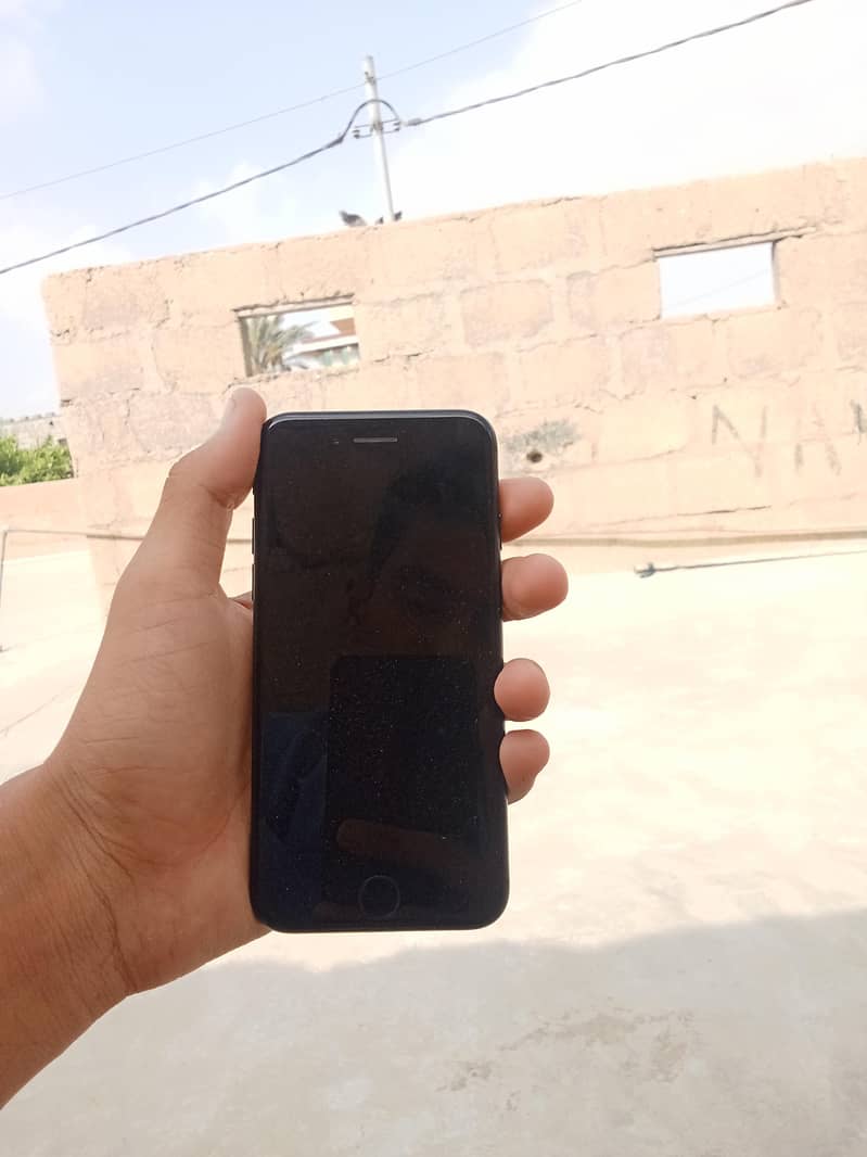 Apple iPhone 7 5