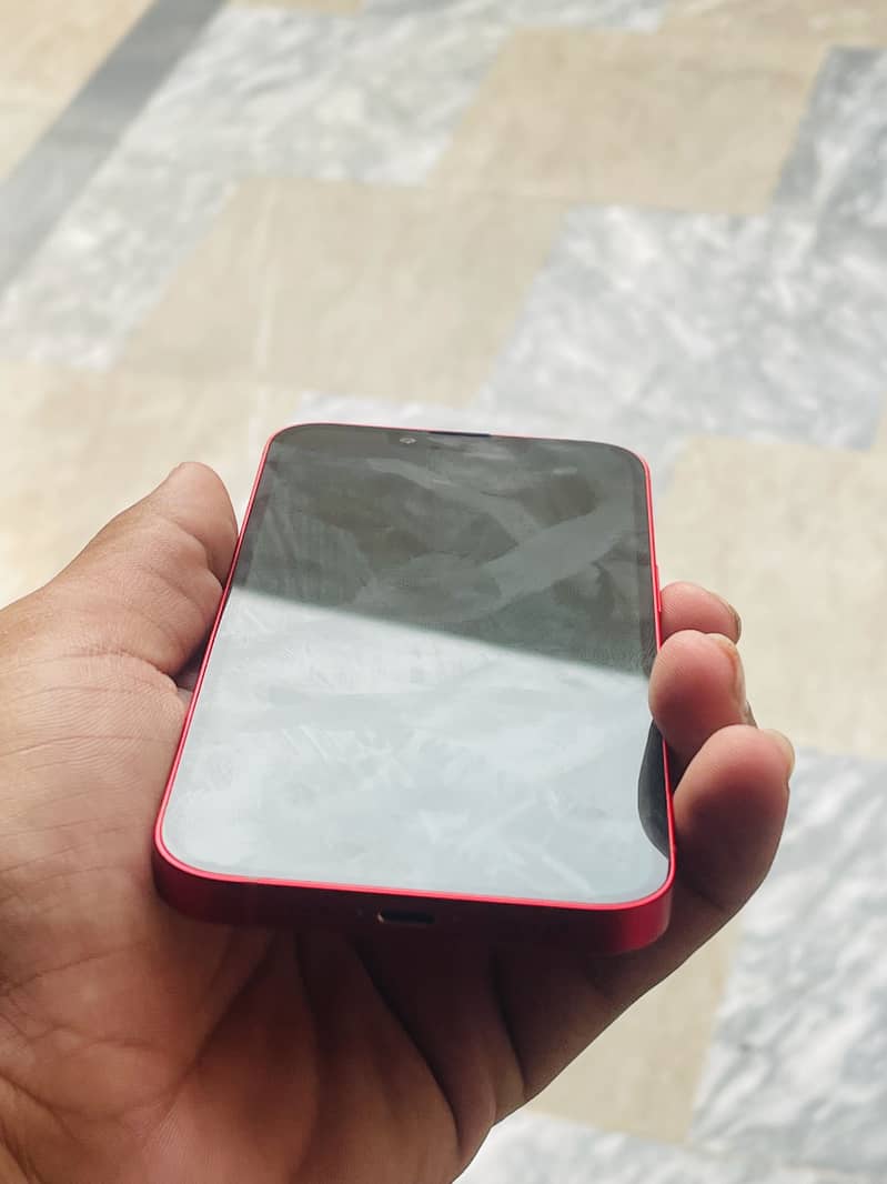 Apple iPhone 14 2