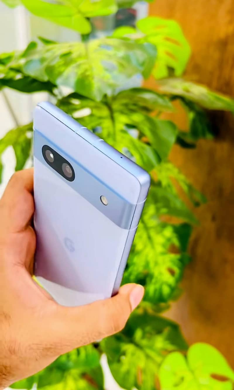 Google Pixel 7a 1