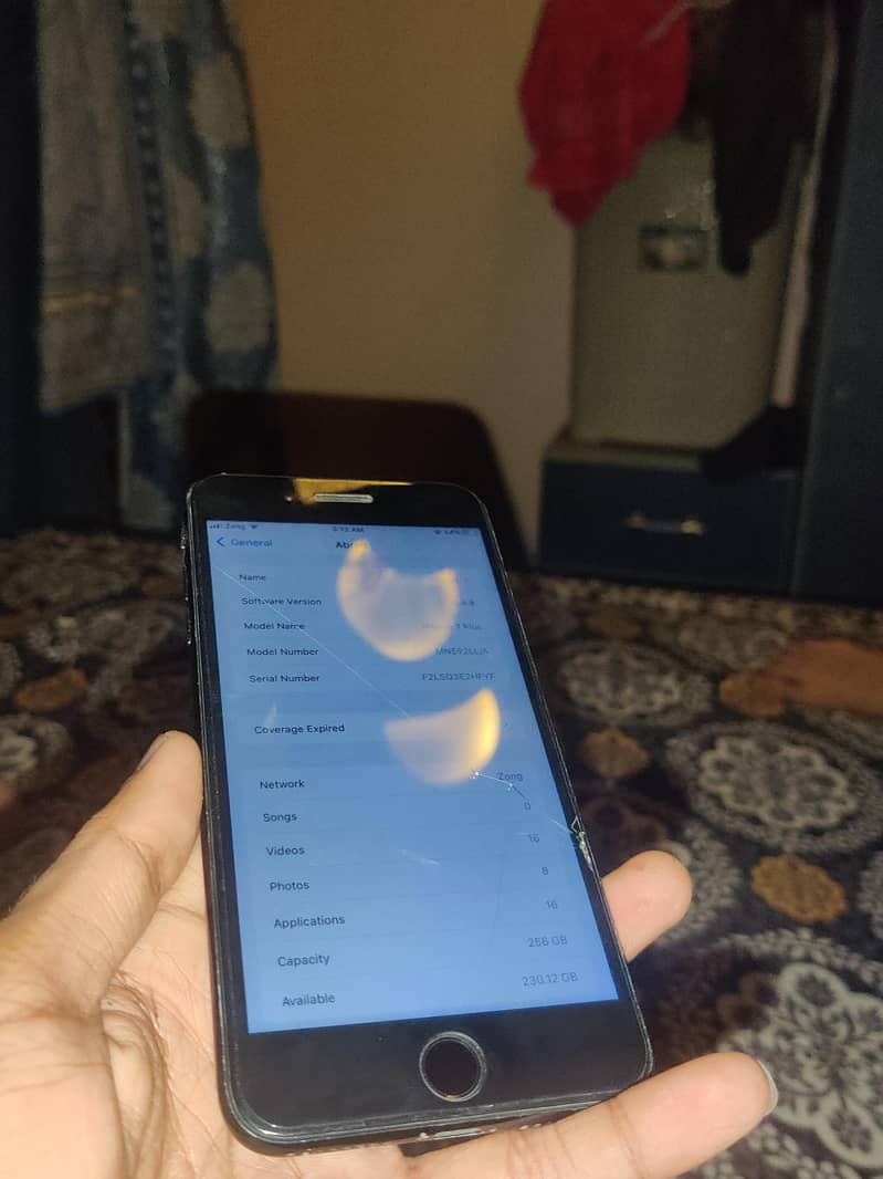 Apple iPhone 7 Plus 4