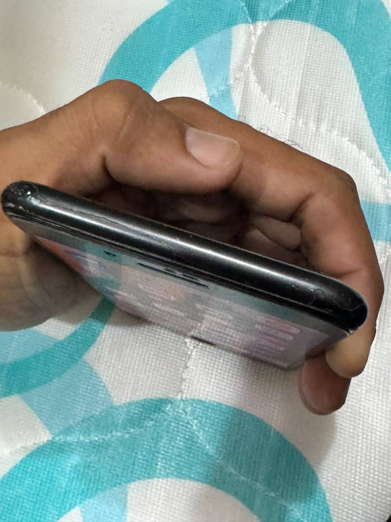 Apple iPhone 7 Plus 3