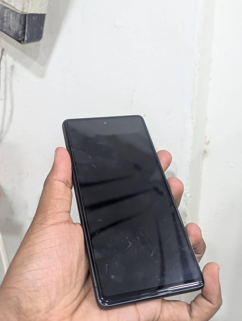 Google Pixel 7 4