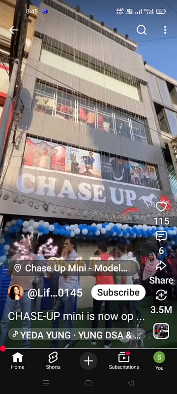 Outstanding deel North Karachi main UP sector 11i chaes mart 300/150 fit road corner G+2