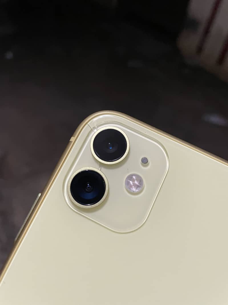 Apple iPhone 11 2