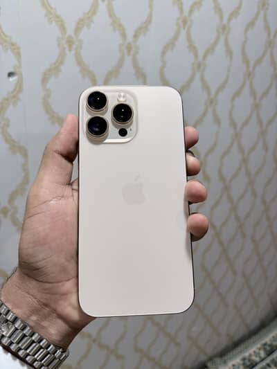 Apple iPhone 16 Pro Max