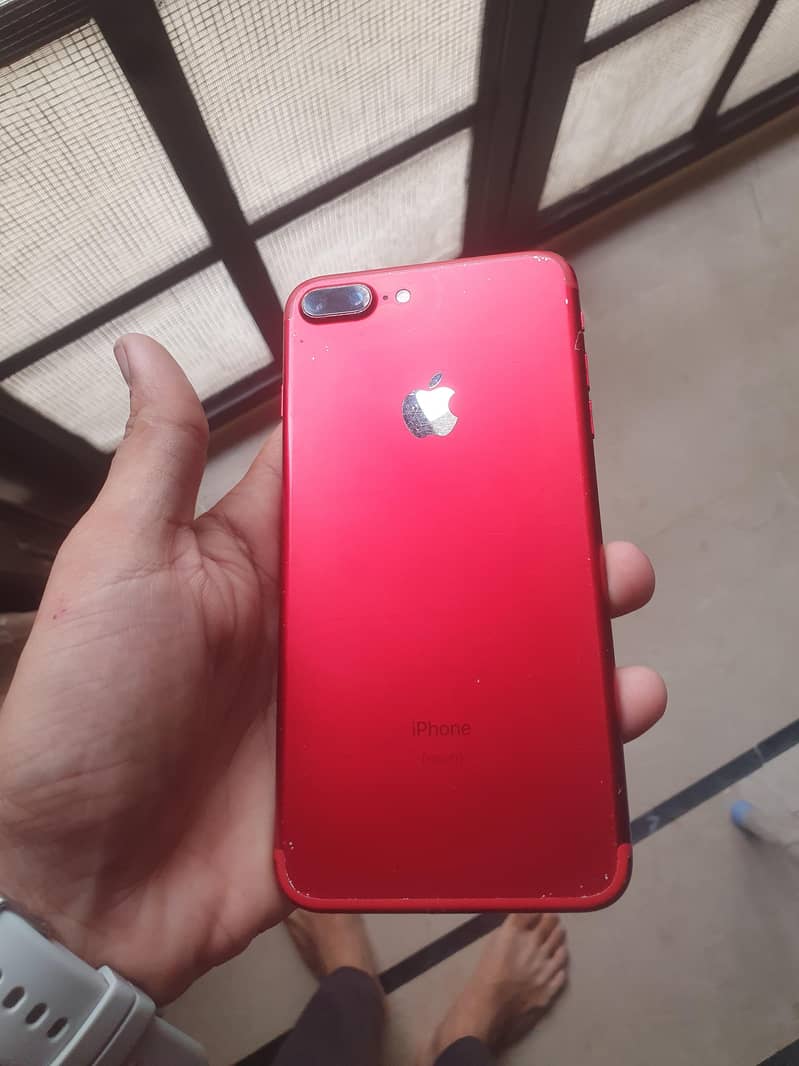 Apple iPhone 7 Plus 1