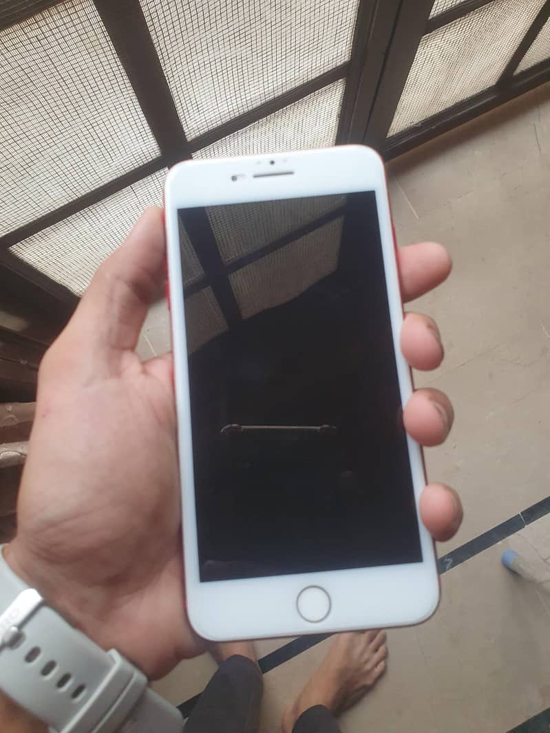 Apple iPhone 7 Plus 2