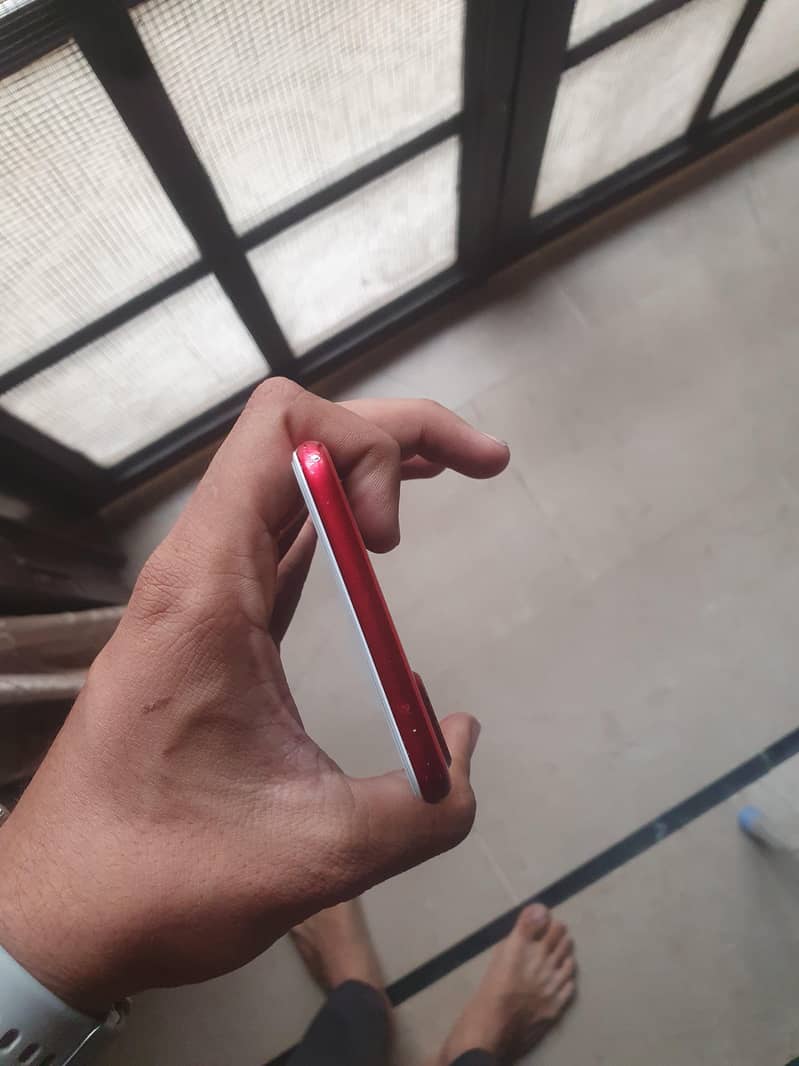 Apple iPhone 7 Plus 6