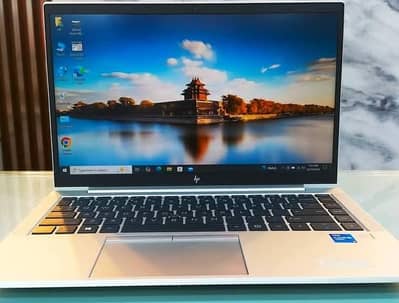 HP Elitebook 840 G8 / i7- 11th th gen Ultra / New Logo