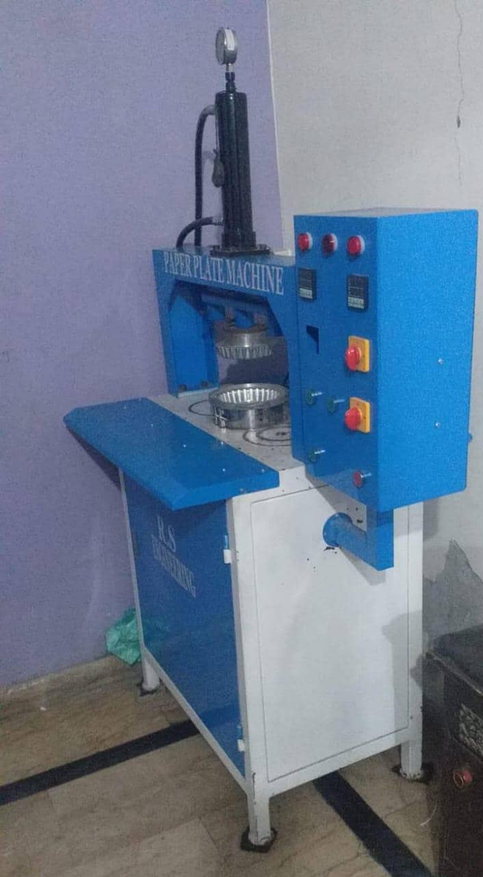 Paper plates machine 4