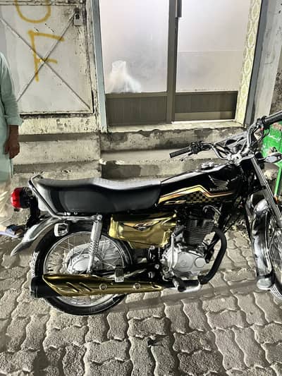 Honda cg 125 gold edition 10/10 condition unrigister just 7k driven
