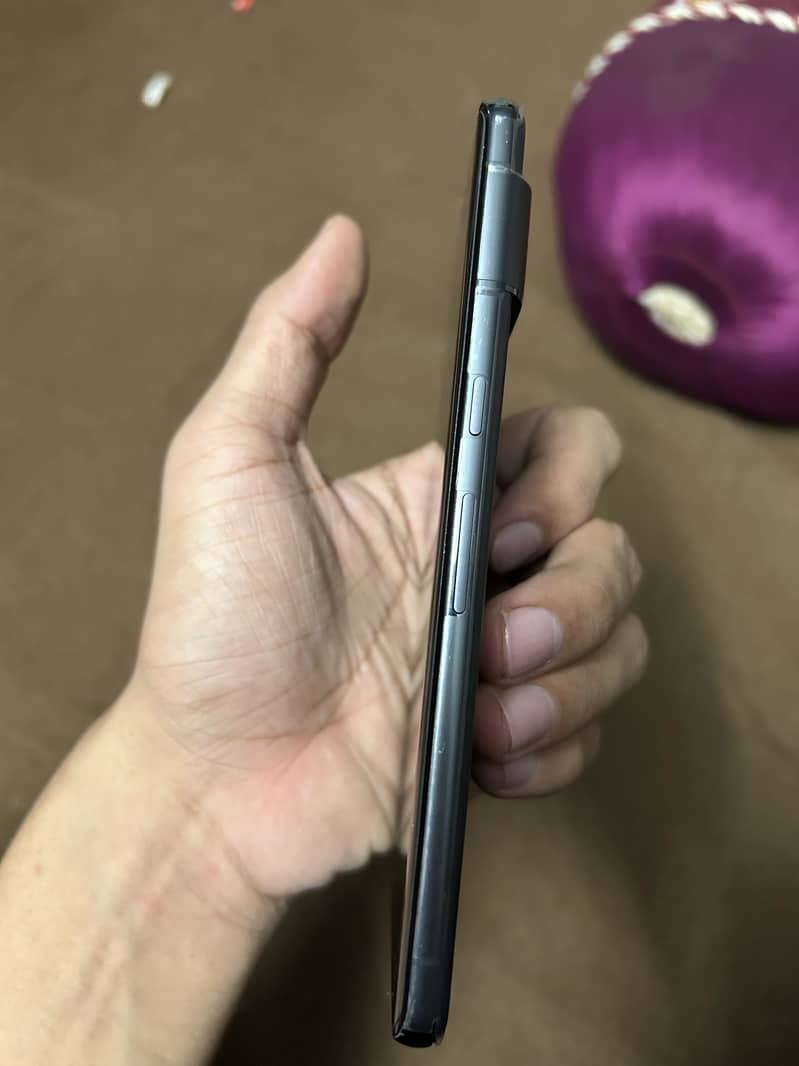 Google Pixel 7 Pro 2