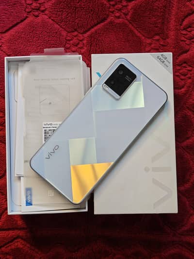 Vivo Y21 – 4GB RAM / 64GB Storage