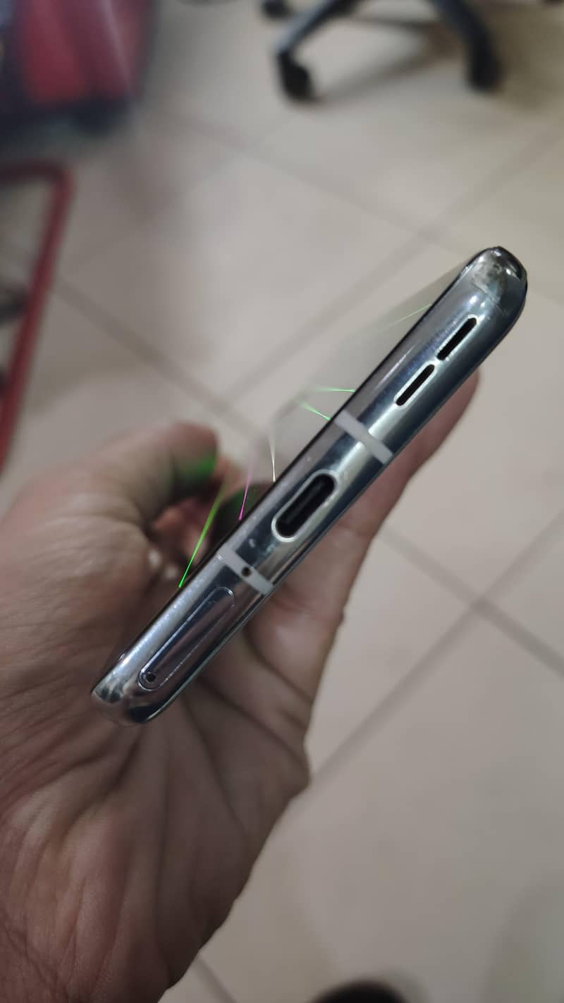 One Plus 9 Pro 4