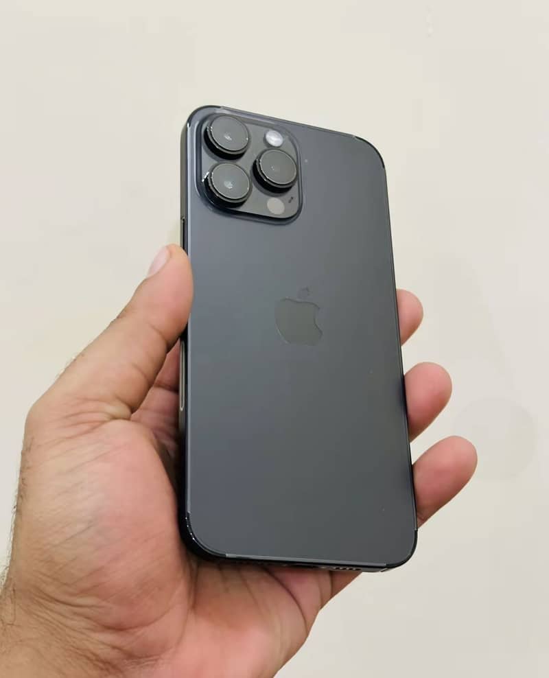 Apple iPhone 14 Pro Max 4