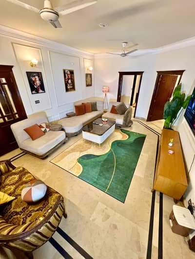 3 BHK luxury apartment in F11 available on daily and weekly basis