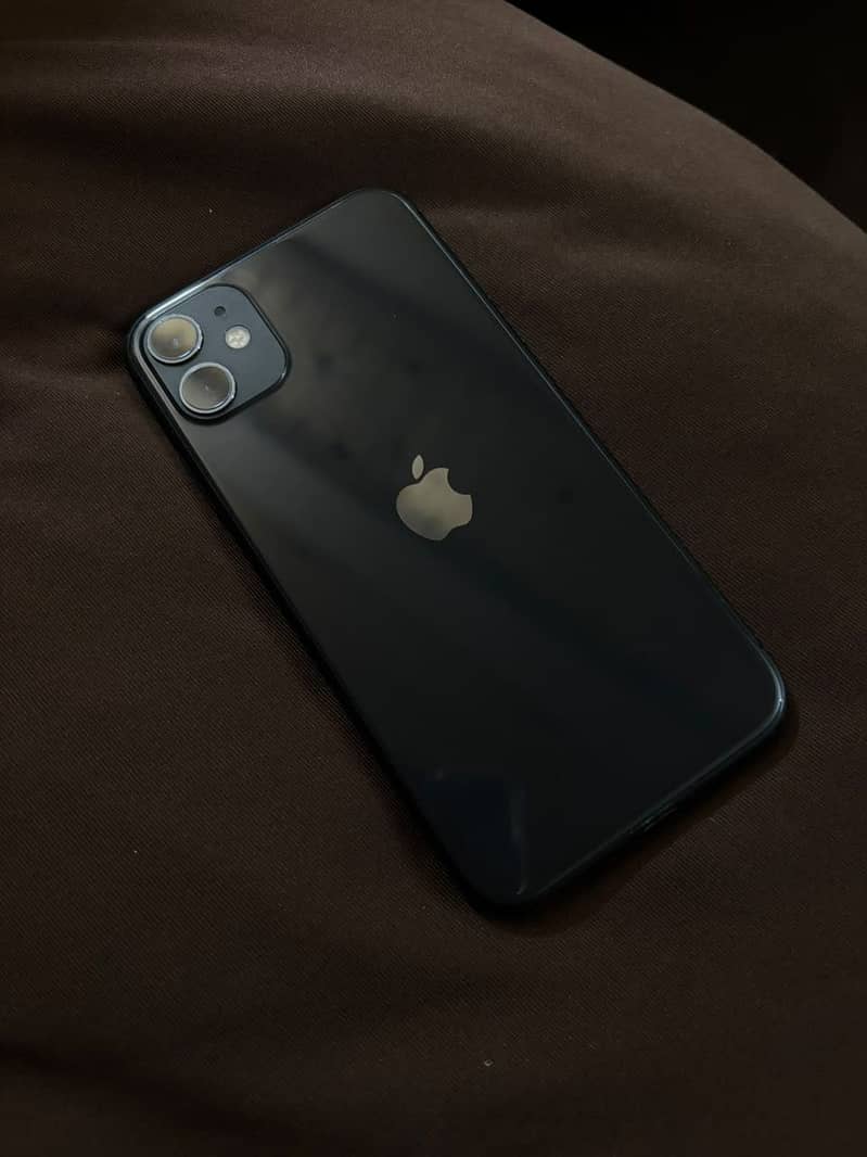 Apple iPhone 11 4