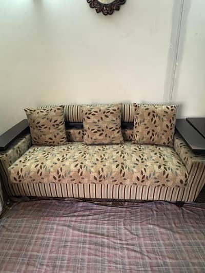 Used Sofa Set for Sale – 3+2+1 Seater
