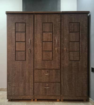 3 Door Wardrobes