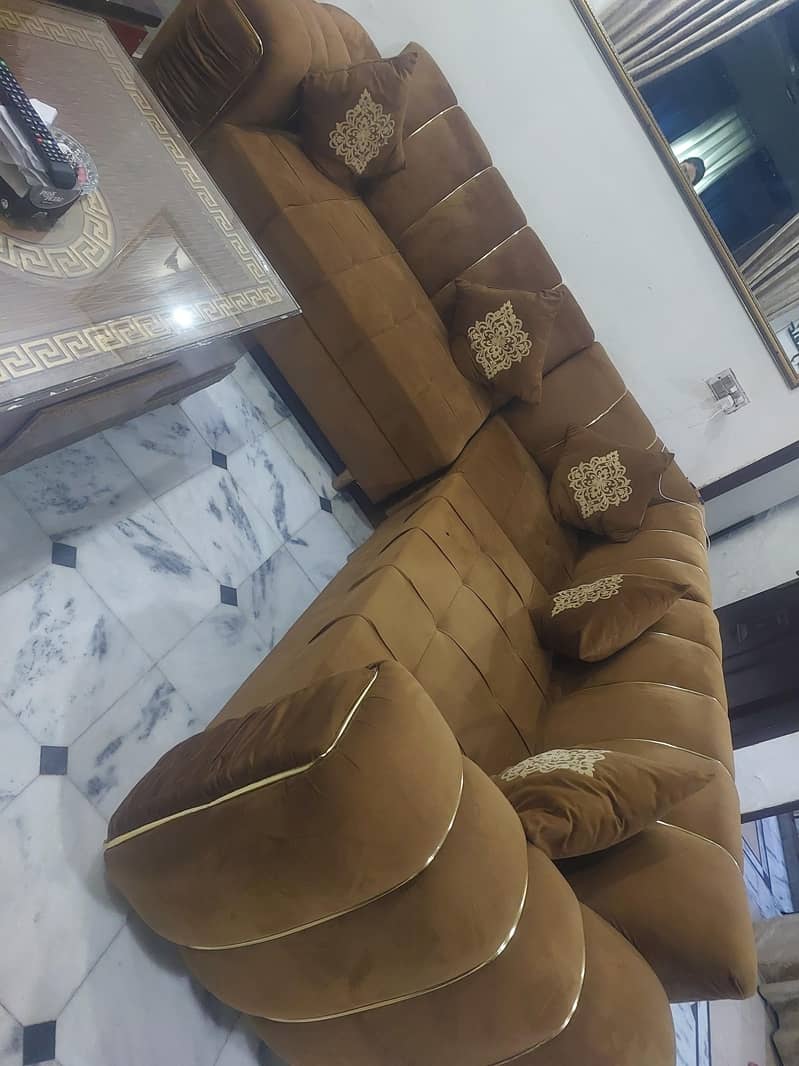 L shape sofa with table good condition 0