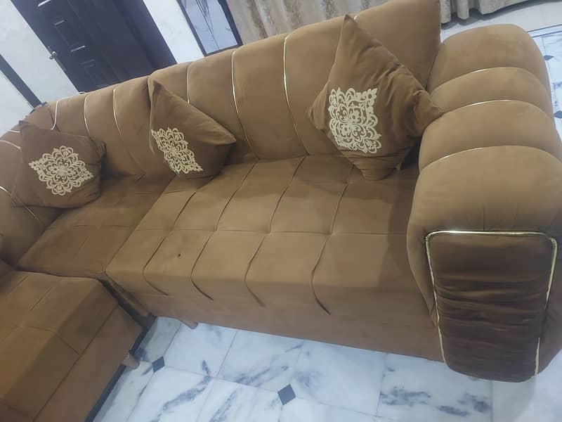 L shape sofa with table good condition 1