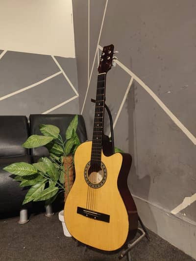 GUITARS ERA|| Cheap guitars avaliable for students WHATSAP 03220061612