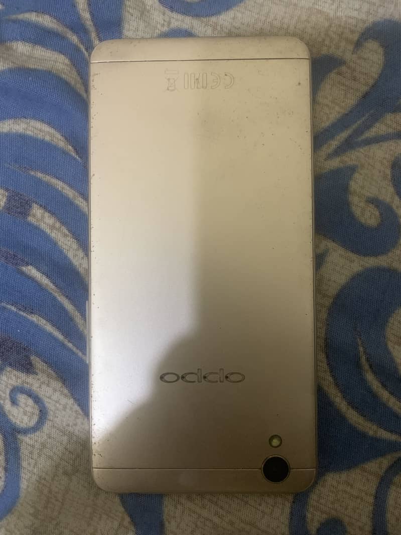 OPPO A37 2