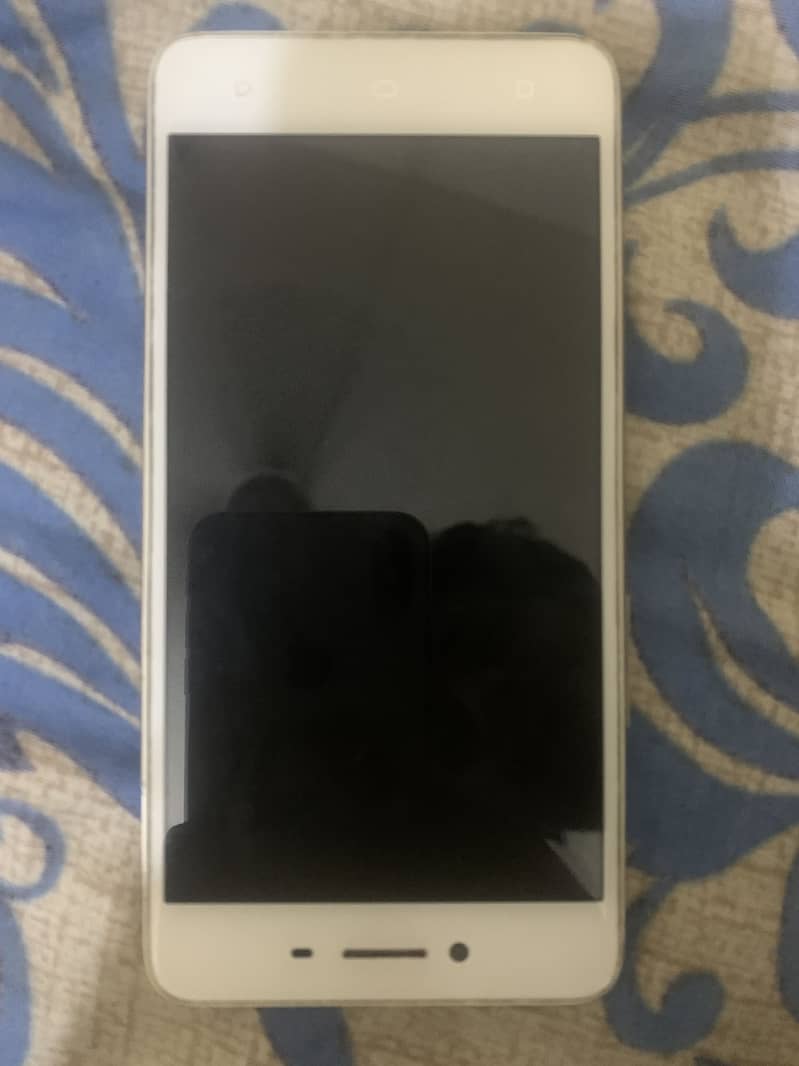OPPO A37 0