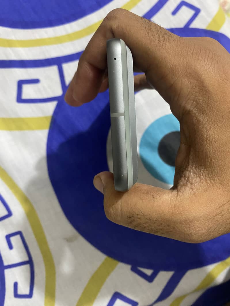 Google Pixel 8 3