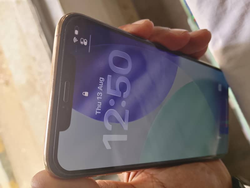 Apple iPhone 11 Pro Max 3