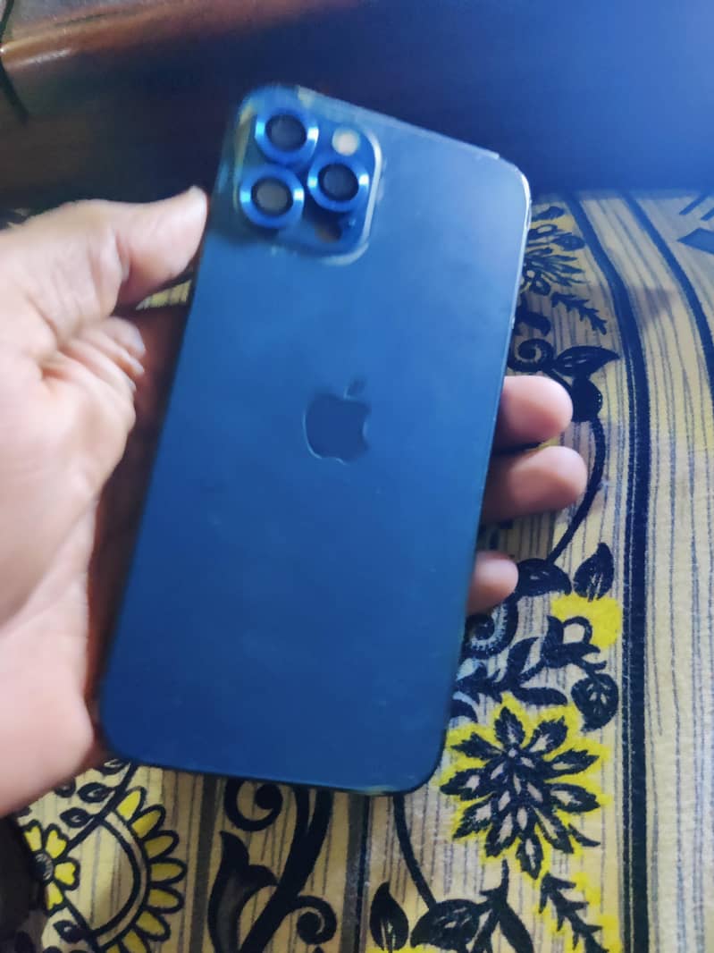 Apple iPhone 12 Pro 8